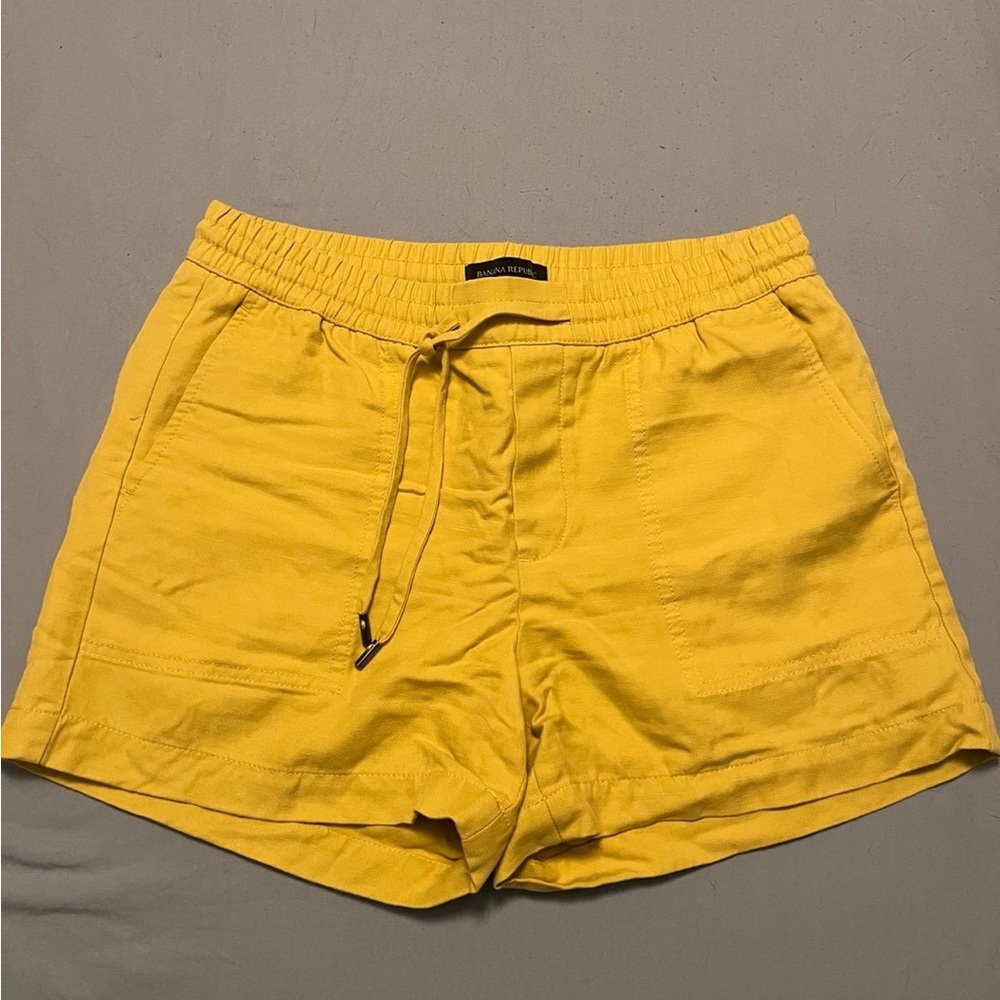 Banana Republic Yellow and White Shorts